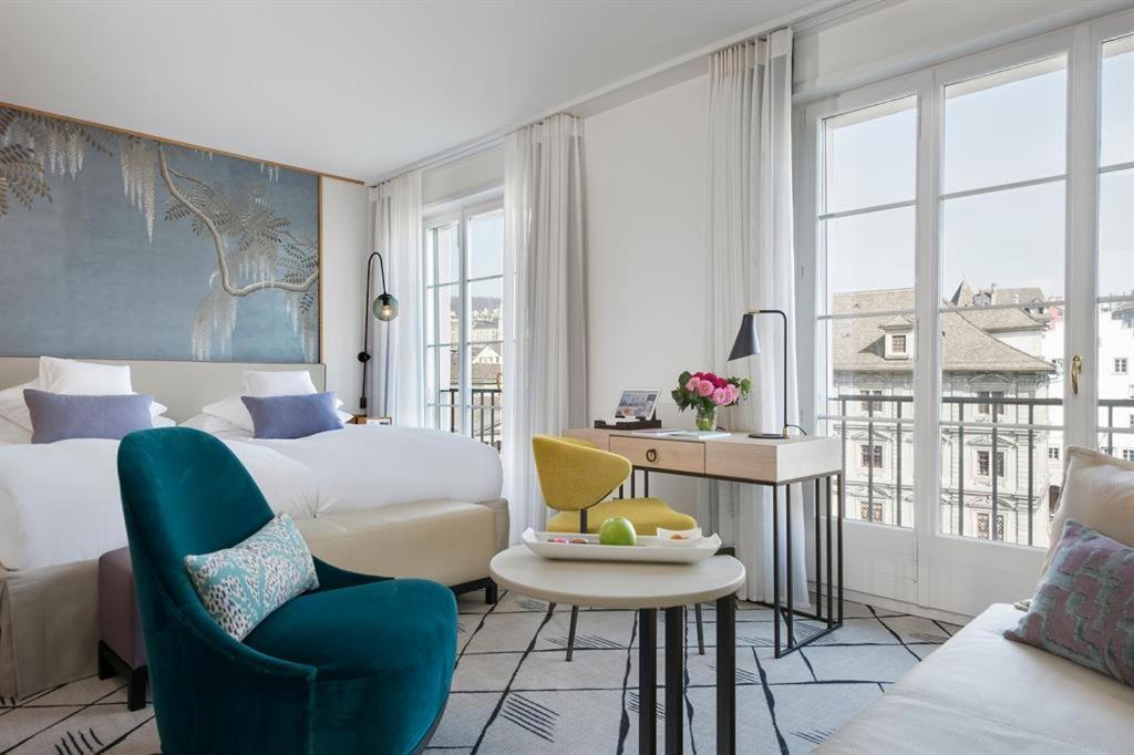 Riverside King Deluxe Room